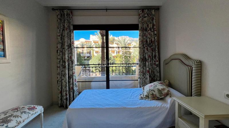 Foto 4ba99ee3-99bd-40f4-9a2a-e2d1c06ed80c. Apartament amb calefacció aparcament piscina a Villa Gadea Altea