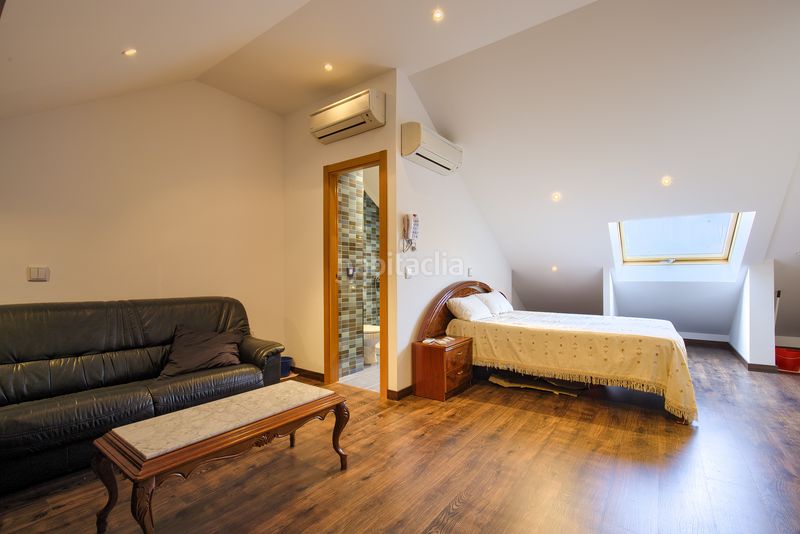 Foto 32ea1dc3-cd3c-4537-95d8-3a52065a259a. Alquiler chalet en El Bercial Getafe