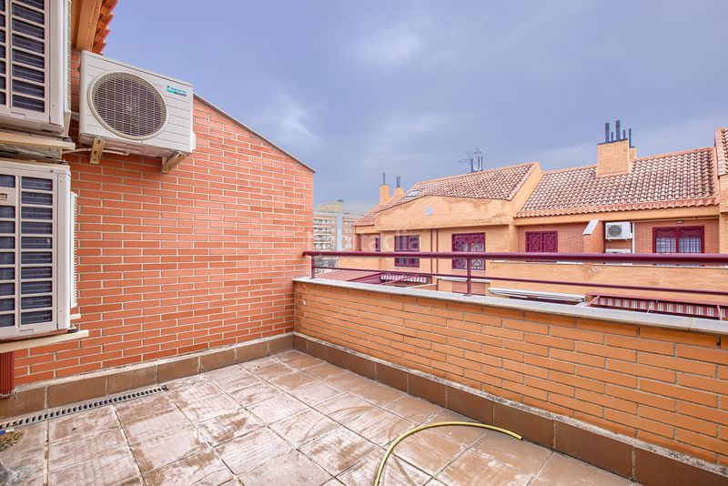 Foto e460dc82-127f-4bd8-a20b-8d0b217f3722. Alquiler chalet en El Bercial Getafe