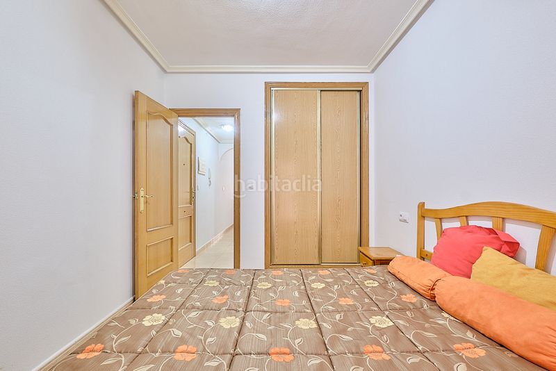 Foto bdb1593a-35ff-4611-85c2-8f04df77b850. Apartment in Antonio Machado Torrevieja