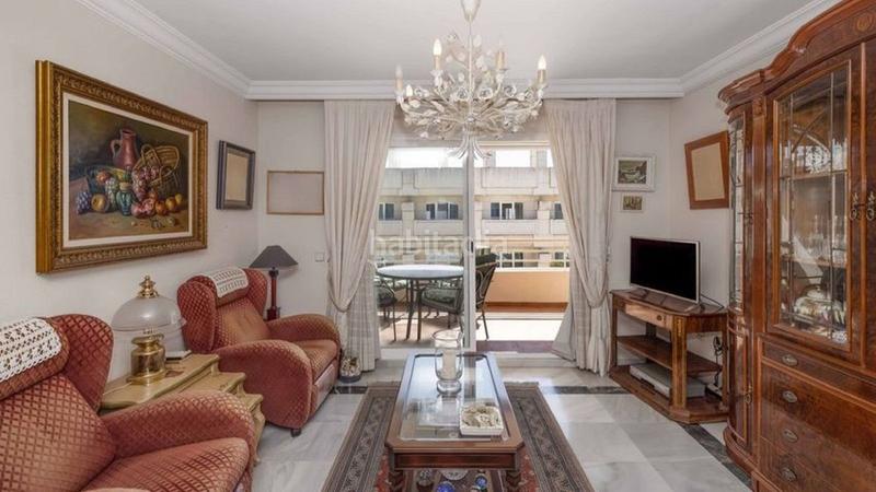 Foto 157fc58b-1800-4520-84b0-f9620dff5863. Attico con parcheggio piscina in La Carolina - Guadalpín Marbella