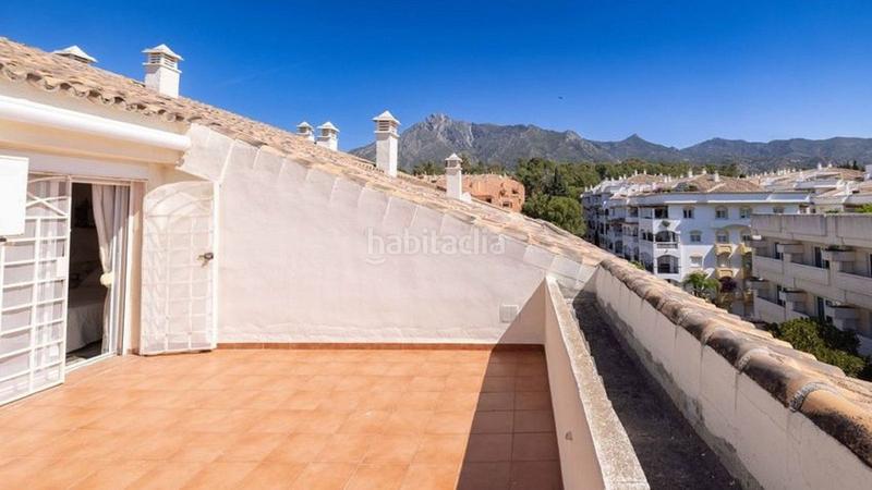 Foto 29f8336f-057e-43e1-9885-53e6ec5ed319. Attico con parcheggio piscina in La Carolina - Guadalpín Marbella