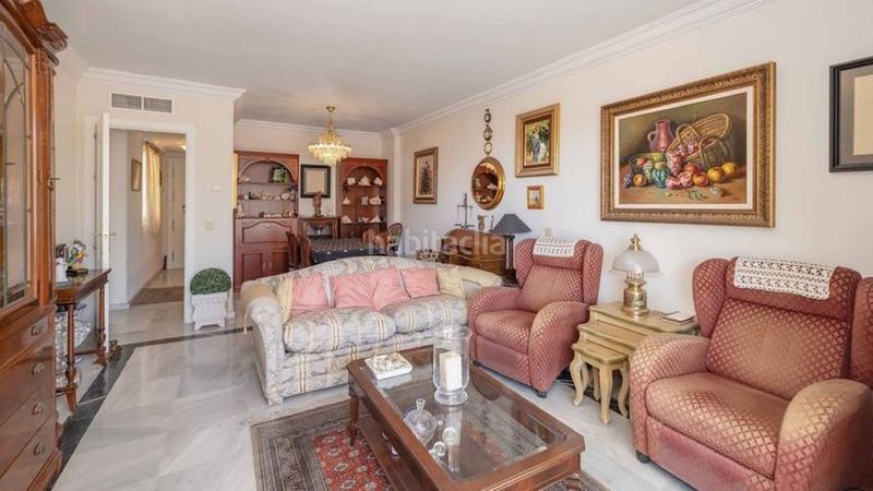 Foto ab7d1f9b-cdc2-4114-b6aa-7e8fae72545a. Attico con parcheggio piscina in La Carolina - Guadalpín Marbella