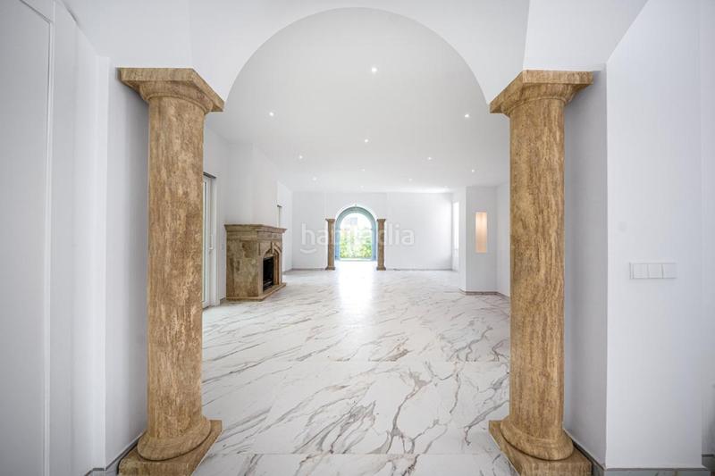 Foto 964c47a2-48d8-493a-b9cb-2428fdec9521. Chalet mit parking pool in Los Monteros Marbella