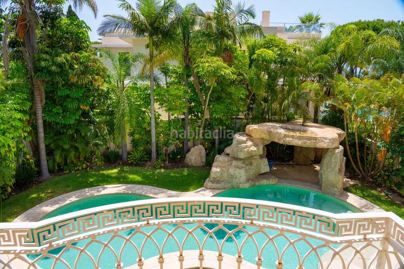 Foto 6704e2cd-1641-4795-8ec3-a087eaae609c. Chalet with parking pool in Los Monteros Marbella