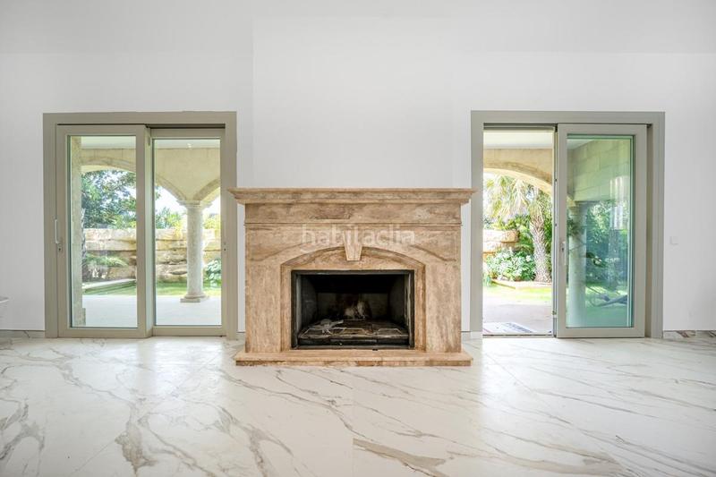 Foto f1f74dd6-9685-4dd0-bf50-9272ceb4d06a. Chalet with parking pool in Los Monteros Marbella