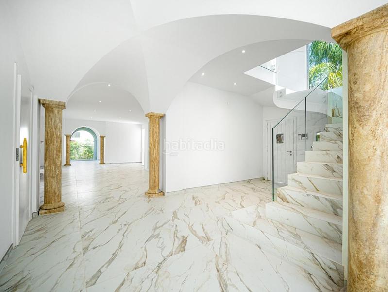 Foto 75ee157a-1697-467a-945a-ccd84eac18e8. Chalet avec parking piscine dans Los Monteros Marbella