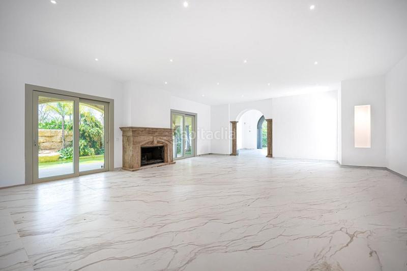 Foto fa38cb50-185a-40e0-af24-8fd4eed87b3d. Chalet con parcheggio piscina in Los Monteros Marbella