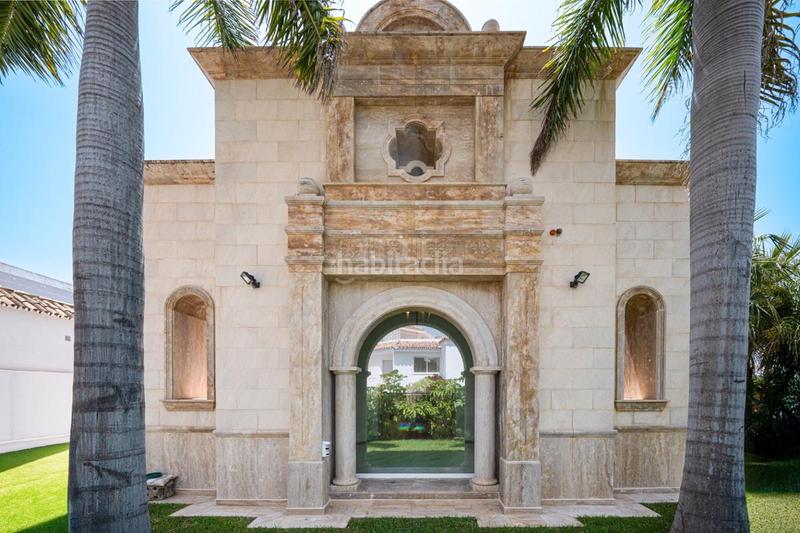 Foto 2c6444f1-0f38-426f-a602-96e6ab1a4480. Xalet amb aparcament piscina a Los Monteros Marbella