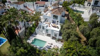 Chalet à Nueva andalucía