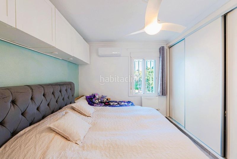 Foto 88c979ad-9b08-43f6-8569-4237c42a4bb6. Casa adossada amb aparcament piscina a Los Llanos Estepona