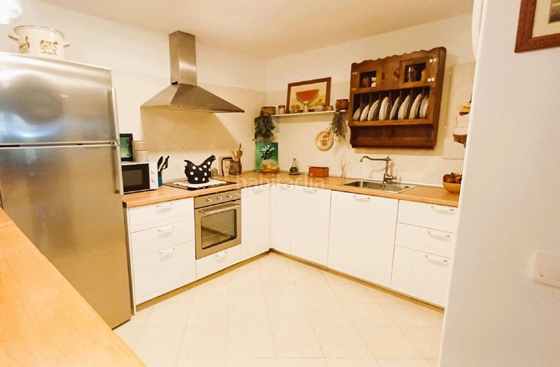 Foto 48c28c9b-4cef-46c0-9751-75e8add32554. Planta baja en calle la hiedra en Elviria Marbella