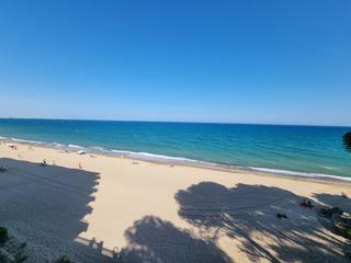 Flat  Avinguda del mar. Piso con vistas panorámicas , acceso directo a playa, piscina, c
