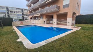Apartament a Regueral - Prat d'en Forés. Apartamento de 2 dormitorios **pk y piscina**