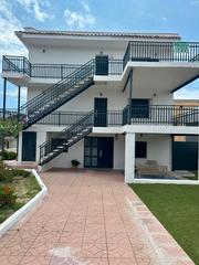 Appartement à Carrer dels nards 44. Piso de 4 dormitorios playa de la llosa!!