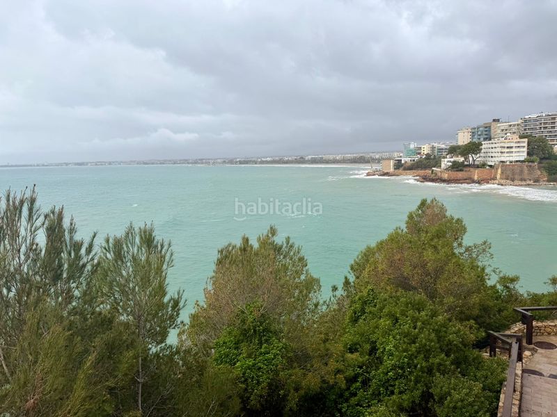 Foto dc6b6769-afd6-4378-9688-d418cd2cd819. Pis amb xemeneia calefacció aparcament piscina a Salou