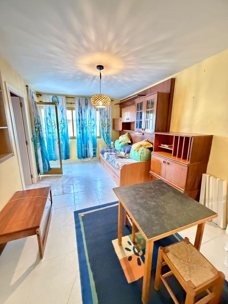 Foto a1ec6889-fe1e-4adc-aa87-cc0faf0a01ad. Apartament amb aparcament piscina a Passeig Marítim Miami Platja