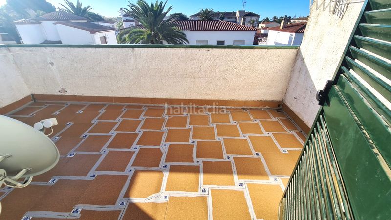 Foto 0ceb7e43-b11f-476c-a0b1-8c67480b1fe4. Xalet amb xemeneia calefacció aparcament piscina a Cambrils