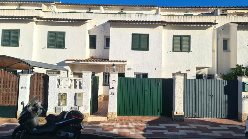 Foto 499fcb3c-54ae-4361-ac7d-507c59792979. Xalet amb xemeneia calefacció aparcament piscina a Cambrils