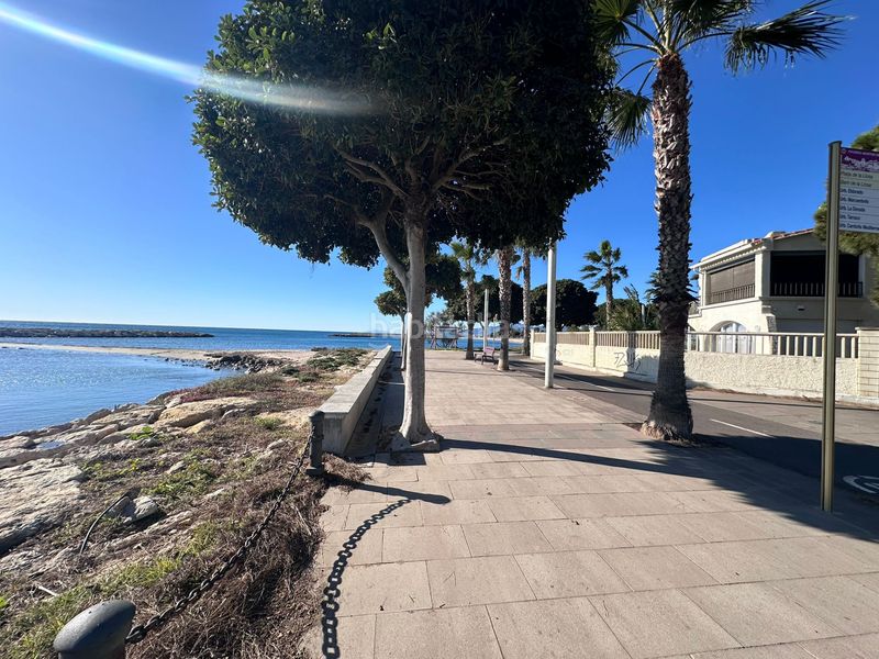 Foto 79429983-a99b-4a58-8a3d-b7bd6c04f3fb. Àtic amb calefacció aparcament a Cambrils port Cambrils