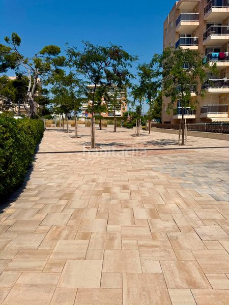 Foto ca83c9d5-3002-4f11-b3b8-59df7c8d21a1. Pis amb calefacció aparcament a Passeig Marítim Miami Platja