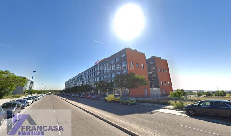 Foto c7177980-bd4c-4e26-93bb-403e80999983. Office space in Valdepelayo-Montepinos-Arroyo Culebro Leganés