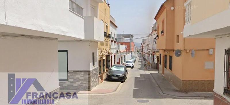 Foto c759e1e5-ac74-416f-8bfe-952fbbd8c702. Pis a Barbate Barbate