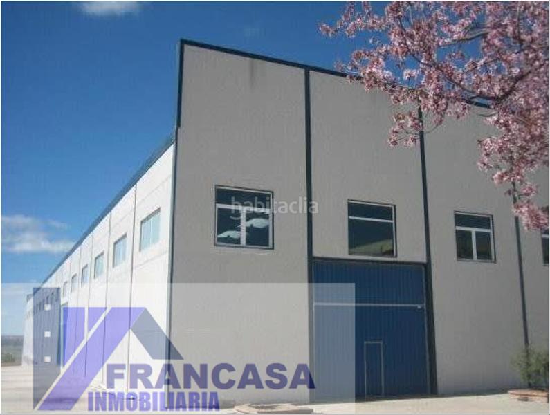 Foto a06b640a-e31f-4496-89c3-6117333e2aea. Nave industrial nave en Cebolla