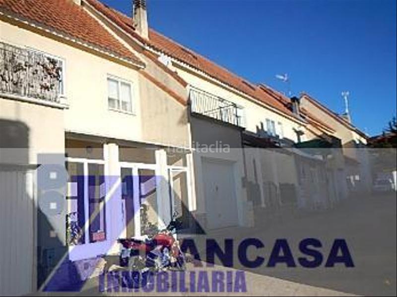 Foto 62dc9a4d-c706-41b4-b1c9-3f63b43d3d01. Casa con parcheggio in Pioz