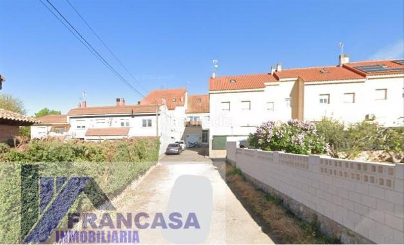 Foto e7ee3749-3a12-46a1-9df2-9a55d592a66b. Casa con parcheggio in Pioz