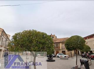 Edifici a Almazán. Almazánedificio