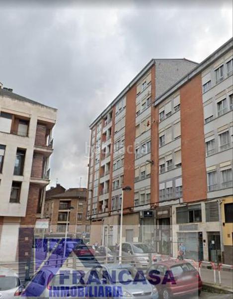 Foto ee8ccb75-6432-484a-866c-4230dcca4c20. Pis a Centro Torrelavega