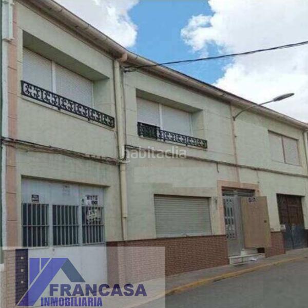 Foto df07130a-f96a-4679-bd3c-179a71609772. Casa a Tobarra