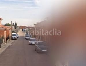 Foto e9fb7f0f-165b-48ac-894f-7d02ff766046. Casa amb aparcament a Santa Olalla