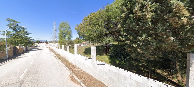 Foto fc4617f7-bc85-4f37-b1bd-56e01a972128. Chalet  en Uceda
