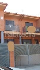 Foto c144d5eb-b603-4c80-8402-1f6f6d5dcd84. Casa amb aparcament a Los Robles Seseña