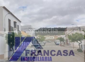 Foto 084b7db0-e9e8-4b05-8354-105249844a5b. Casa a Montellano