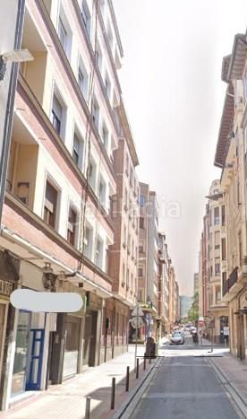 Foto e2fce883-8225-4878-8cce-47b170af95a9. Pis a Centro Barakaldo