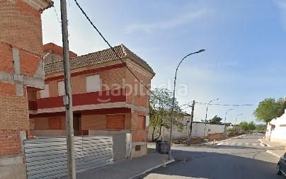 Foto 368e58a6-baef-4fd7-9ee2-ba38021170b3. Edificio  en Pozuelo de Calatrava