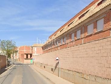 Foto aaf69e8b-442a-4000-88e4-8f0ad948f61b. Edificio  en Pozuelo de Calatrava