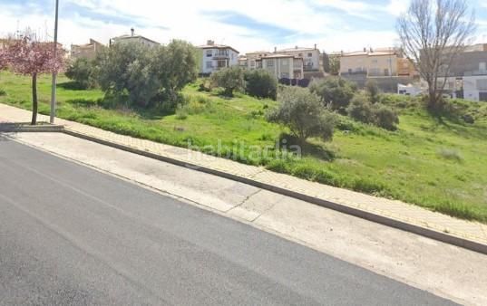 Foto a7556acb-55ae-4f7a-93eb-ddd33c4b92ae. Terreny residencial a Jun