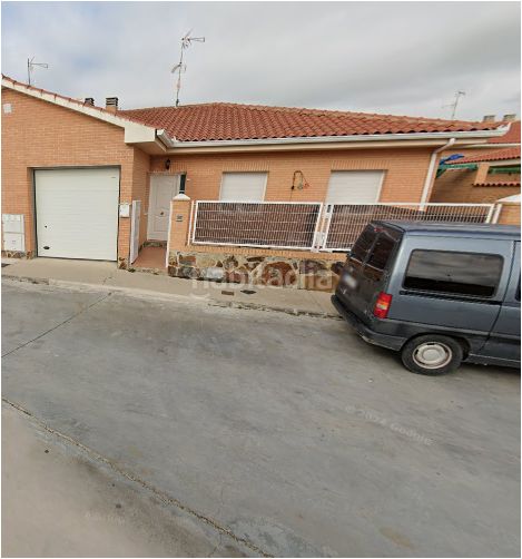 Foto 9824134f-26da-4f86-9618-e87c2cd62e44. Casa amb aparcament a Mata (La)