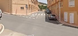 Parking coche en Onil. Onilgaraje