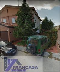 Haus in Alcabón. Alcabóncasa