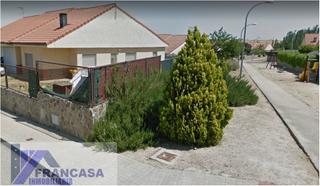 Casa a Novés. Novéscasa