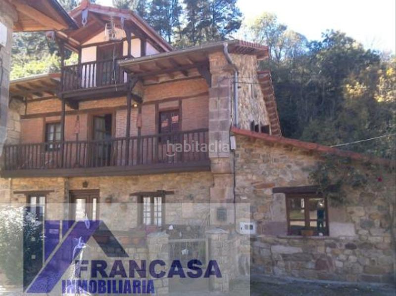 Foto 7daf81b8-513e-4c30-9705-aeed1b6d5379. Maison avec parking dans Anievas