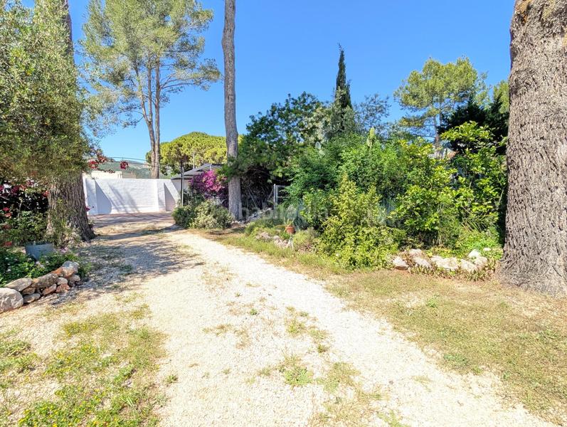 Foto aee5d4d5-3ecf-486b-b33b-83be1a2b8db7. Chalet avec chauffage parking piscine dans Urbanizaciones Gandia