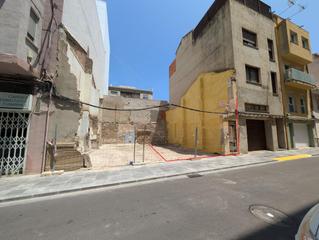 Terreny residencial a Centro Histórico. Solar en el tossal con orientación sur. muchas posibilidades.
