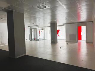Location Local commercial à Centro Histórico. El mejor local de gandía ya a la venta o alquiler