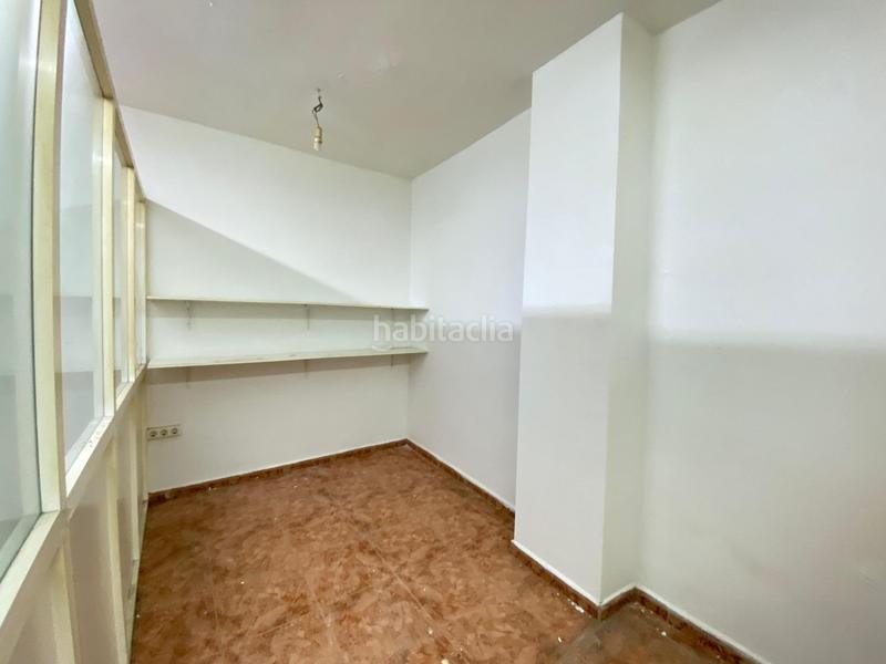 Foto 5b74cb34-90f6-4745-8613-8a4a95ec3984. Alquiler local comercial  con gran visbilidad en Gandia